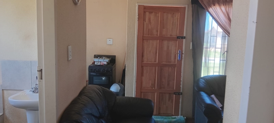 2 Bedroom Property for Sale in Harry Gwala Free State